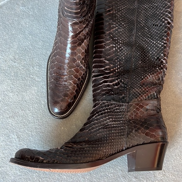 Barbara Bui never worn snake skin insane beautiful boots- 2 inch heel - pristine - Picture 10 of 13